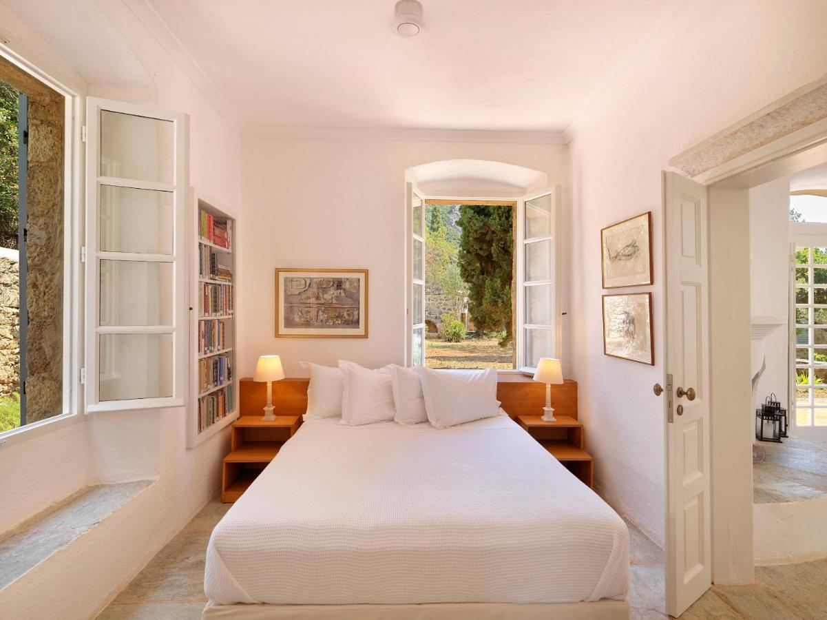 Patrick & Joan Leigh Fermor House Bed & Breakfast Kardamyli Exterior photo